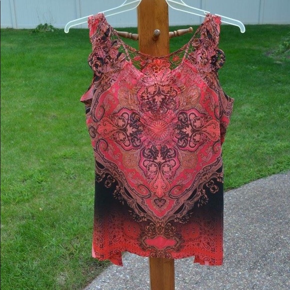 Patterned Tank- Final Price 🎊 - Picture 4 of 6